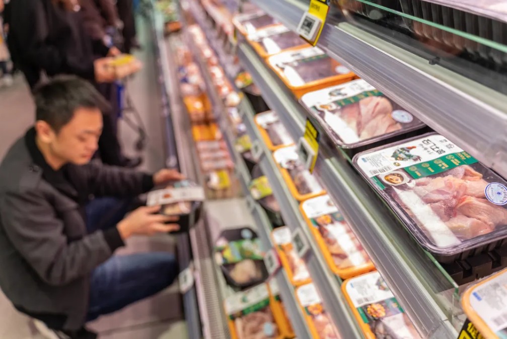 “湘佳黑鸡”配套系获国家审定通过，实现湖南肉鸡育种零突破