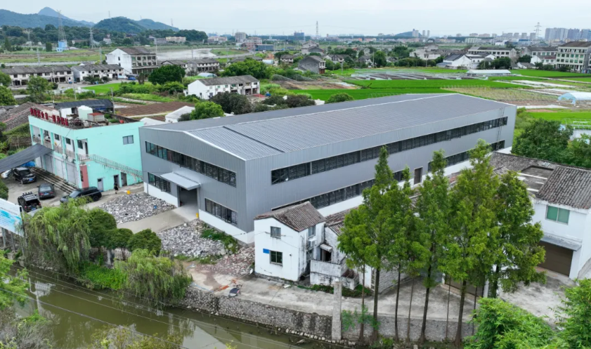 敖峰鸽业：平阳“翱丰1号”从此有了“智慧之家”！